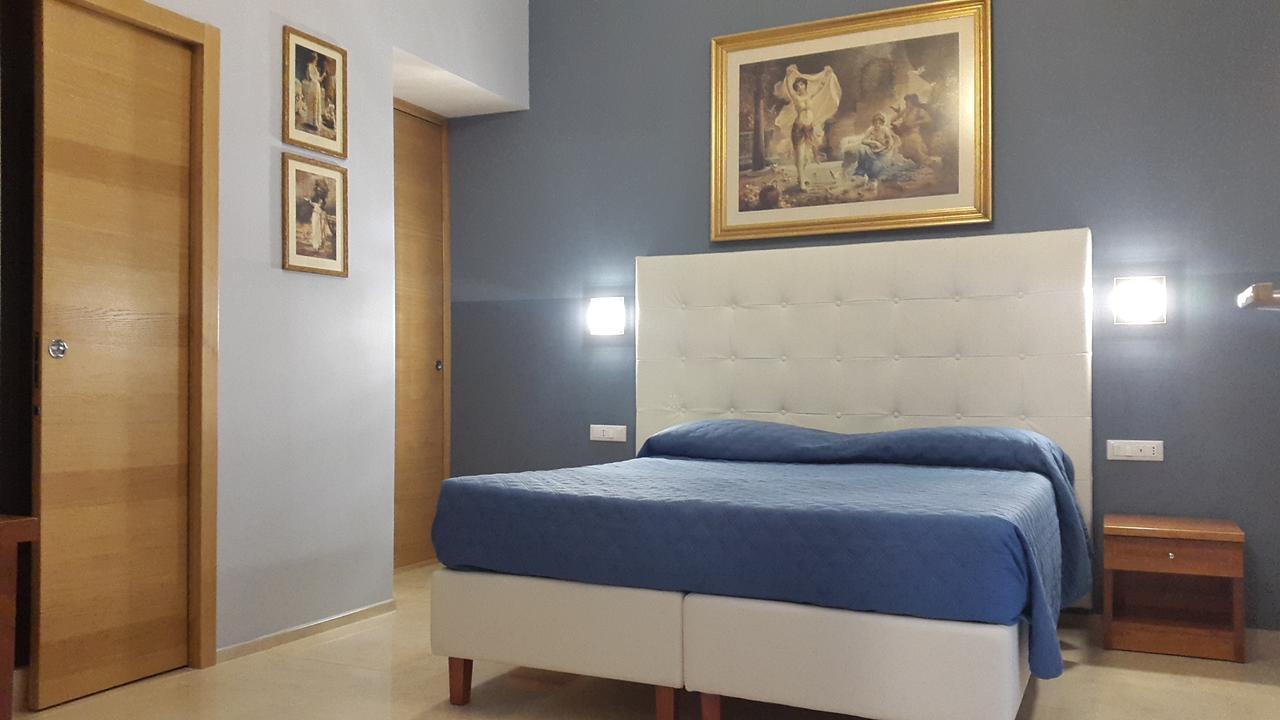 La Residenza Suites Roma Exterior foto